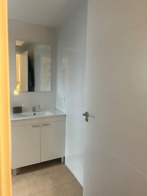 Petite California Duenas Apartment Seville Exterior photo